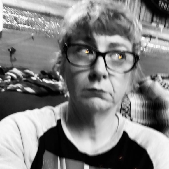 Meet your Posher, Sorcha - Picture 1 of 1